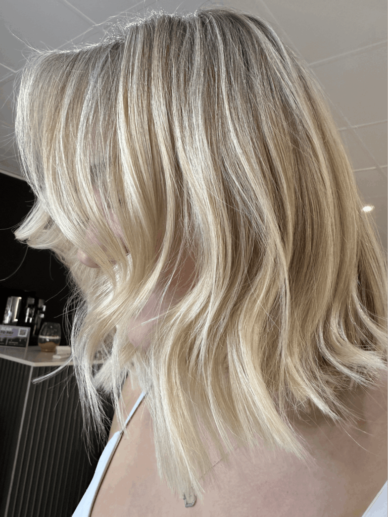 The-Blonde-Specialist-Gallery-6